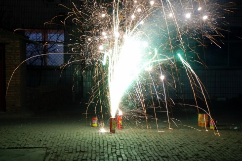 Chinese-New-Year-fireworks-fountain-Fox-Z