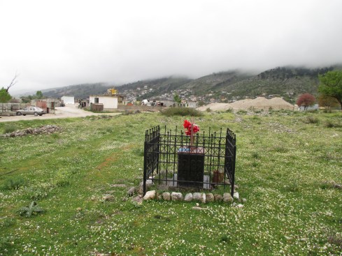 Buci grave 2.jpg