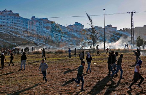 merlin_131043843_d0ad4969-c8f5-40bd-a5ed-a137f3923d7a-superJumbo