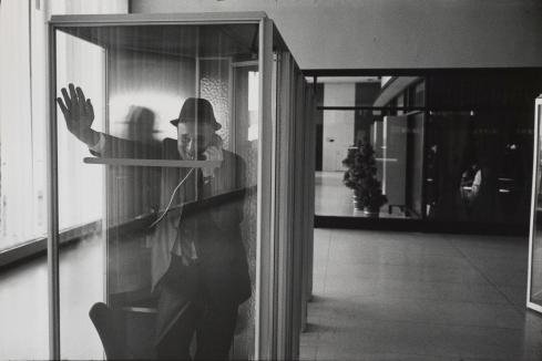 6 06-winogrand6-superJumbo