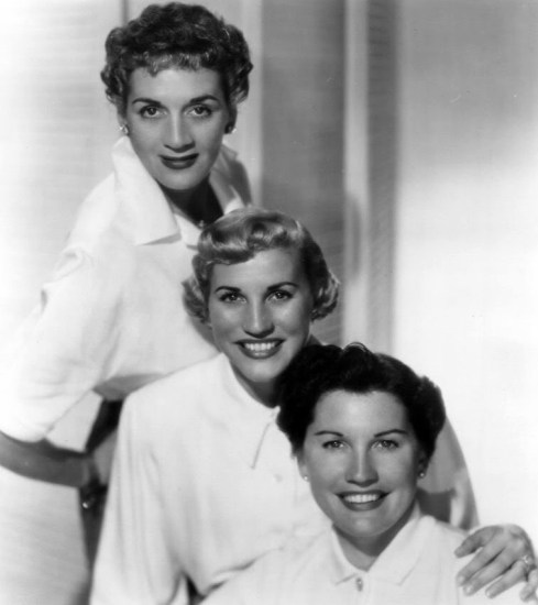 The_Andrews_Sisters_1952