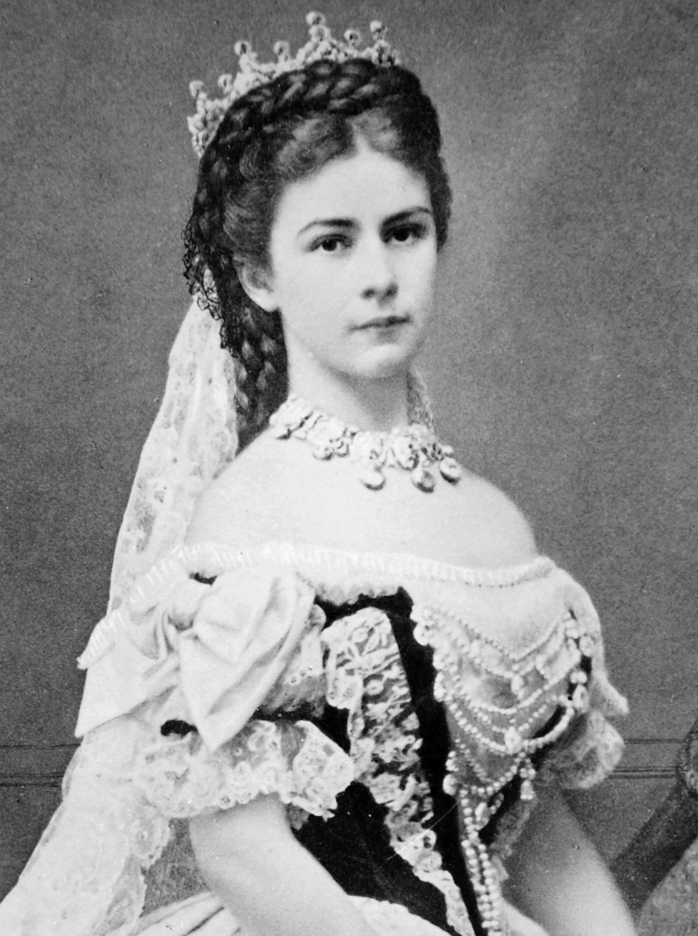 Isabel_da_Áustria_1867